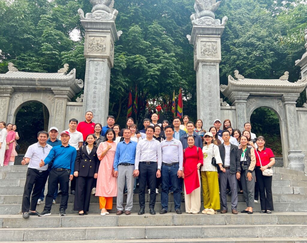 Du xuan Giap Thin 2024 cung CLG 15