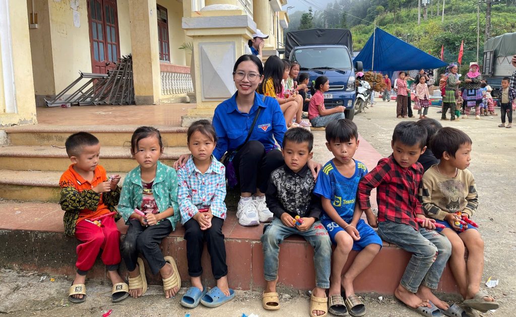 Tinh nguyen Tuyen Quang 08